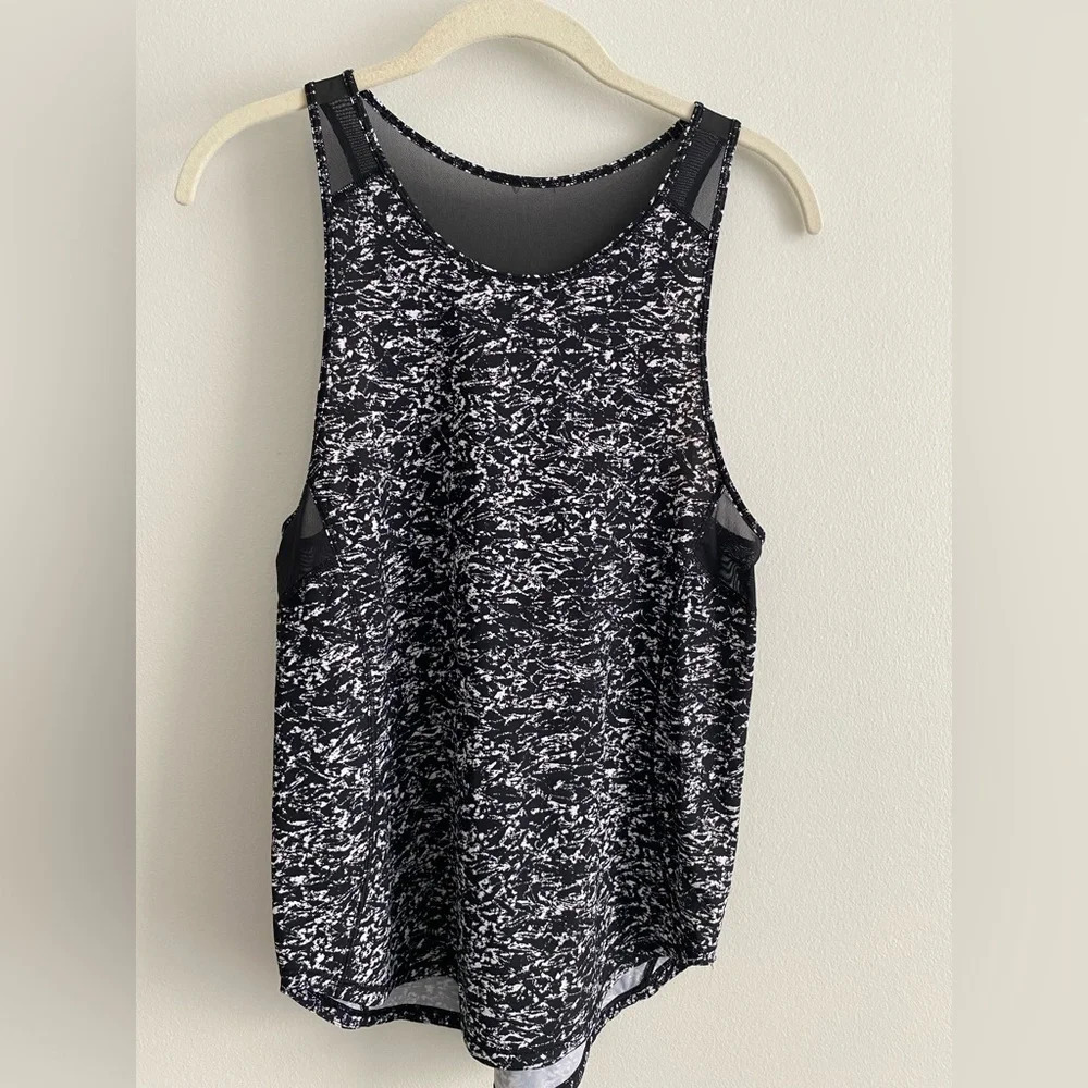 LULULEMON Sculpt Tank II Iced Wave White Black/Black Size 2